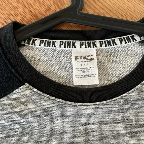 Two sweatshirts - Picture 2 of 4